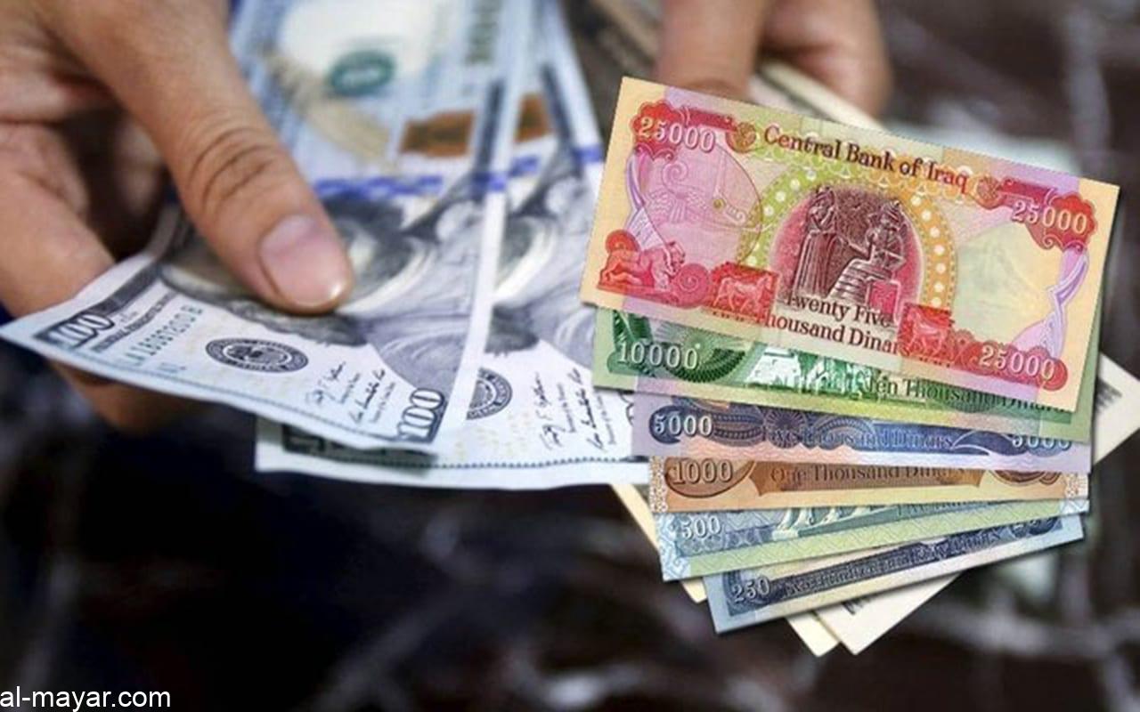 سعر صرف الدولار يقفز إلى 130 ألف دينار لكل 100 دولار
