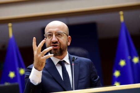 صحيفة: حرب لقاحات بين بريطانيا والاتحاد الأوروبي