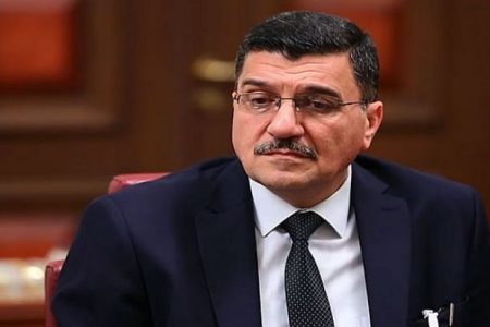 Al-Hamdani and Uroglu have several files to discuss