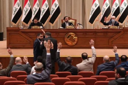 المالية النيابية: نسعى لتخفيض حجم الموازنة الى 130 تريليون دينار