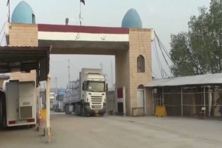 إيران تغلق معبرين حدوديين مع العراق أمام حركة المسافرين لأسبوعين