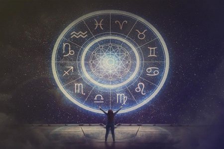 إليك اغرب التصرفات التي يقوم بها كل برج من الابراج
