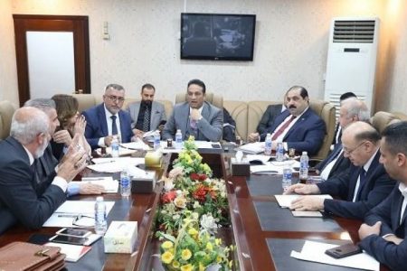 المالية النيابية: أنجزنا مسودة شبه نهائية للموازنة والنقطة المعلقة التزامات الإقليم